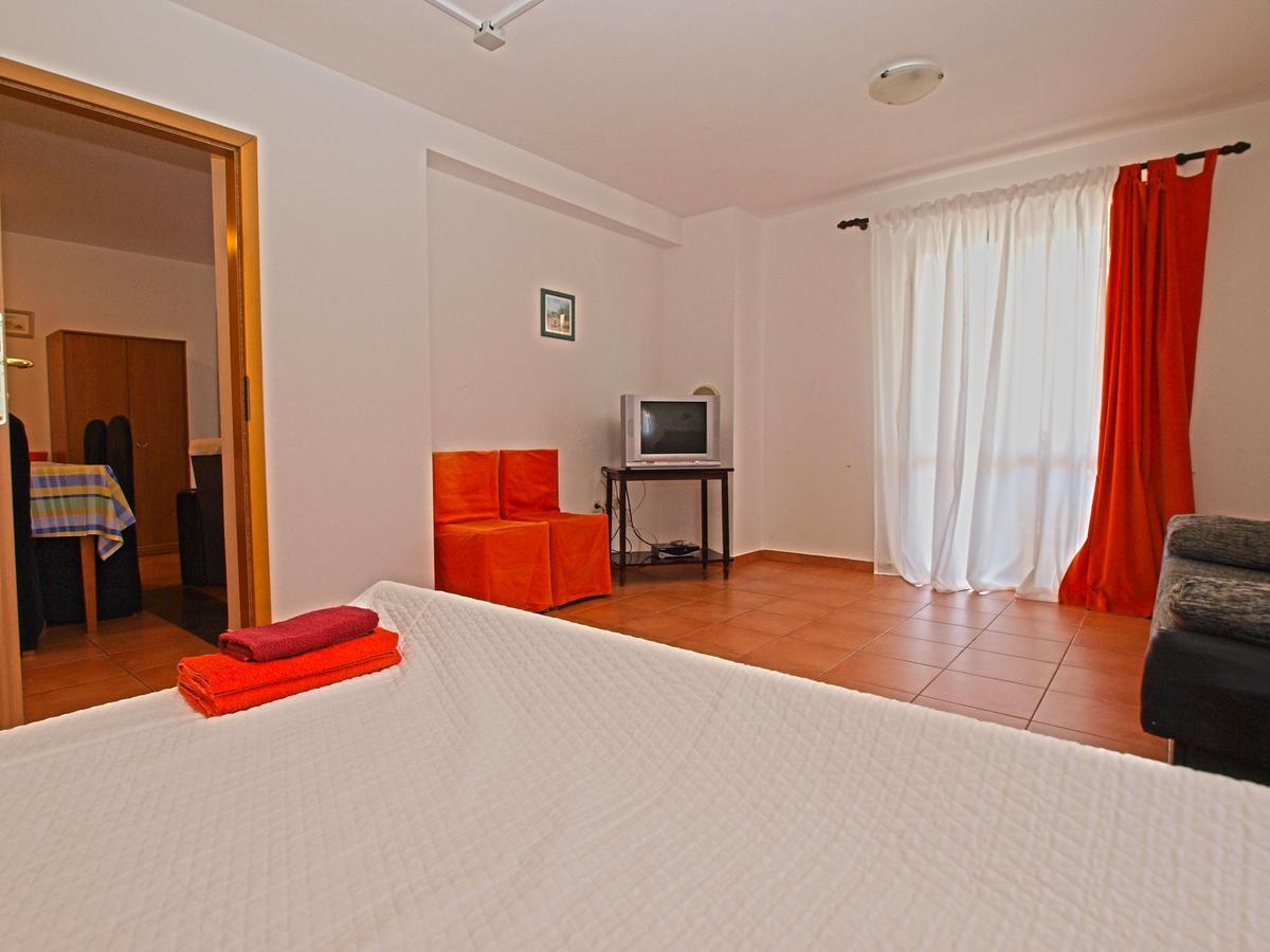 Apartments Marija 85 Fazana Ngoại thất bức ảnh